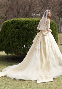JIL0124_Ivory_b